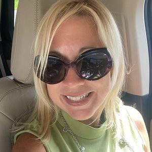 Meet your Posher, Janice